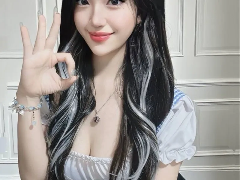 Hình ảnh bàn làm việc của đội ngũ hỗ trợ khách hàng